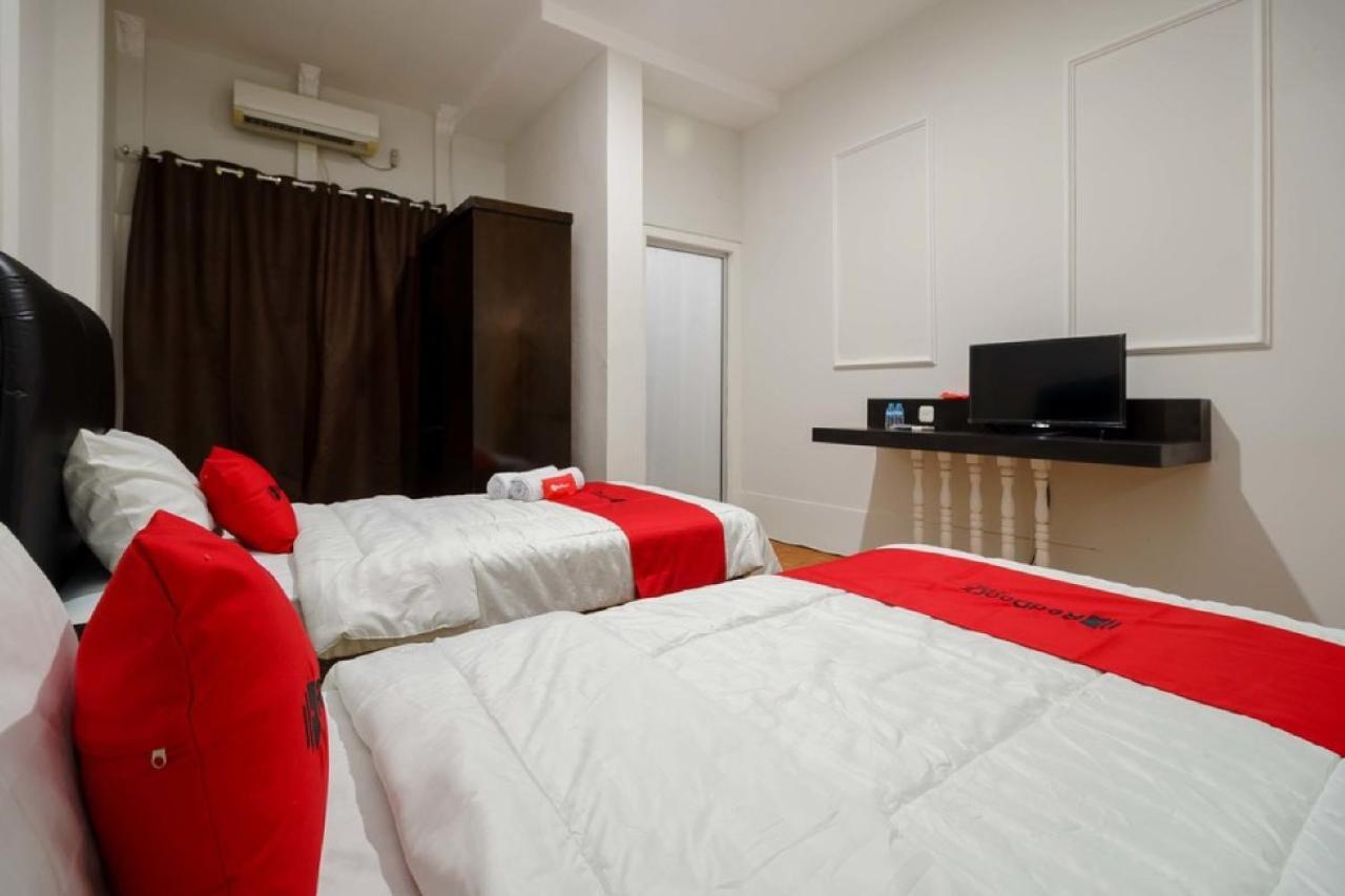 Reddoorz Syariah Near Suzuya Mall Banda Aceh 2 Geutieue Exteriör bild